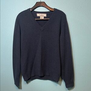 Cashmere Navy V-Neck Sweater